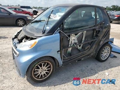 2013 SMART FORTWO PURE WMEEJ3BA9DK678056 - główne zdjęcie licytacji z USA - miniatura