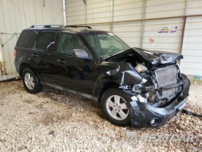 Czwarte zdjęcie samochodu z boku: 2012 FORD ESCAPE XLT VIN:1FMCU0DG9CKC18564 - miniatura