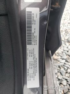 Zdjęcie 12 z 12 samochodu: 2015 CHRYSLER 200 LIMITED VIN:1C3CCCAB4FN662685 - miniatura