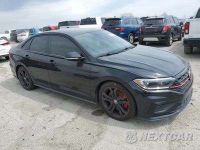 Czwarte zdjęcie samochodu z boku: 2019 VOLKSWAGEN JETTA GLI VIN:3VW6T7BU1KM181858 - miniatura