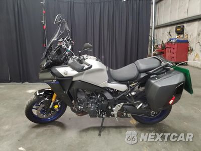 Trzecie zdjęcie samochodu z tyłu: 2022 YAMAHA MTT09 GT VIN:JYARN74E0NA001895 - miniatura