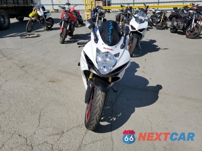 Drugie zdjęcie samochodu z przodu: 2017 SUZUKI GSX-R750 VIN:JS1GR7MA7H2101269 - miniatura