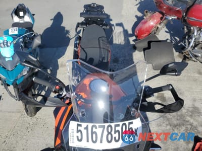 Piąte zdjęcie samochodu w środku: 2020 KTM 1290 SUPER ADVENTURE S VIN:VBKV79407LM919733 - miniatura