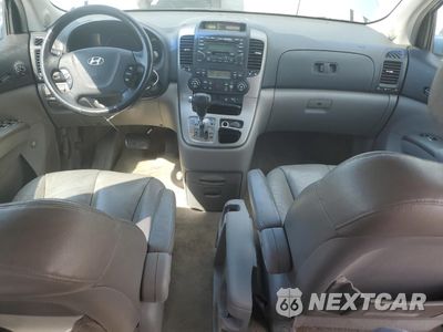 Zdjęcie 8 z 15 samochodu: 2007 HYUNDAI ENTOURAGE GLS VIN:KNDMC233676018777 - miniatura