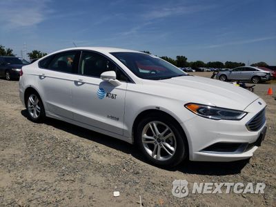 Czwarte zdjęcie samochodu z boku: 2018 FORD FUSION SE HYBRID VIN:3FA6P0LU6JR171556 - miniatura