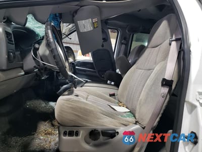 Zdjęcie 7 z 14 samochodu: 2000 FORD EXCURSION XLT VIN:1FMSU41FXYED45649 - miniatura
