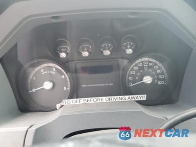 Zdjęcie 8 z 11 samochodu: 2011 FORD F650 SUPER DUTY VIN:3FRNF6FC6BV364431 - miniatura