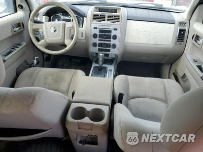 Zdjęcie 8 z 13 samochodu: 2008 MERCURY MARINER VIN:4M2CU81108KJ31303 - miniatura
