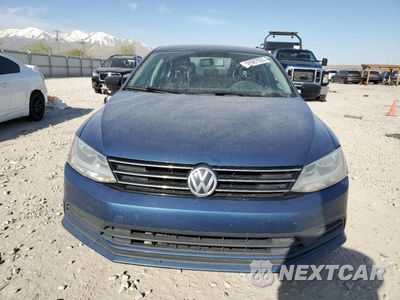 Piąte zdjęcie samochodu w środku: 2016 VOLKSWAGEN JETTA SE VIN:3VWD67AJ1GM381720 - miniatura