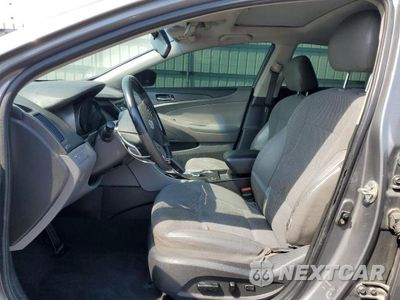 Zdjęcie 7 z 13 samochodu: 2013 HYUNDAI SONATA SE VIN:5NPEC4AC3DH718986 - miniatura