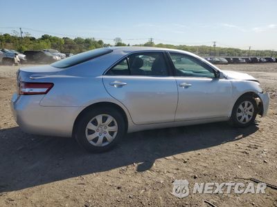Trzecie zdjęcie samochodu z tyłu: 2010 TOYOTA CAMRY BASE VIN:4T1BF3EK3AU072237 - miniatura