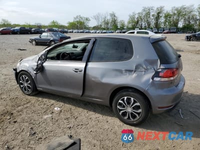 Drugie zdjęcie samochodu z przodu: 2010 VOLKSWAGEN GOLF VIN:WVWAA7AJ0AW086362 - miniatura