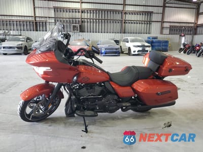 Trzecie zdjęcie samochodu z tyłu: 2024 HARLEY-DAVIDSON FLTRX VIN:1HD1KH718RB605265 - miniatura