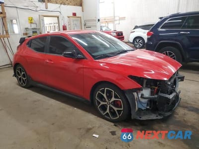 Czwarte zdjęcie samochodu z boku: 2019 HYUNDAI VELOSTER N BASE VIN:KMHT36AH3KU002361 - miniatura