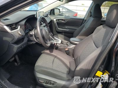 Zdjęcie 7 z 16 samochodu: 2020 TOYOTA RAV4 XLE VIN:2T3P1RFVXLC069847 - miniatura
