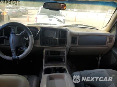 Zdjęcie 8 z 14 samochodu: 2003 GMC SIERRA K2500 HEAVY DUTY VIN:1GTHK23123F145751 - miniatura