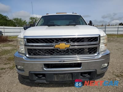 Piąte zdjęcie samochodu w środku: 2011 CHEVROLET SILVERADO K3500 LTZ VIN:1GC4K1C82BF179659 - miniatura