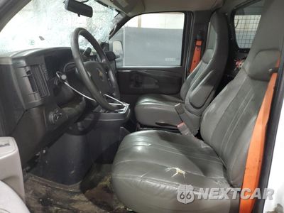 Zdjęcie 7 z 13 samochodu: 2014 CHEVROLET EXPRESS G2500 VIN:1GCWGFCA7E1204874 - miniatura