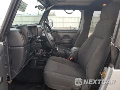 Zdjęcie 7 z 13 samochodu: 2005 JEEP WRANGLER X VIN:1J4FA39S05P384920 - miniatura