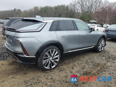 Trzecie zdjęcie samochodu z tyłu: 2024 CADILLAC LYRIQ LUXURY VIN:1GYKPSRL0RZ140324 - miniatura