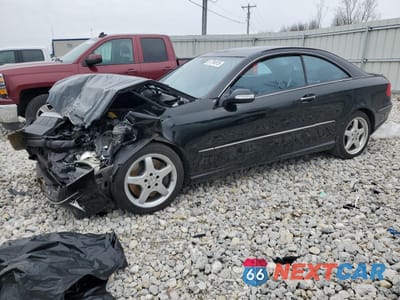 2004 MERCEDES-BENZ CLK 500 WDBTJ75J84F093386 - główne zdjęcie licytacji z USA - miniatura