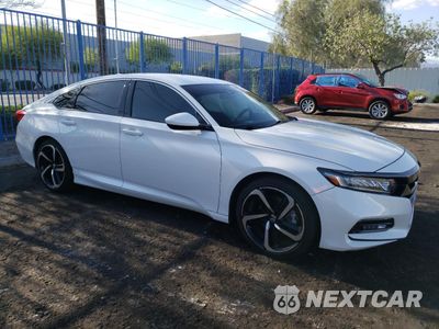 Czwarte zdjęcie samochodu z boku: 2018 HONDA ACCORD SPORT VIN:1HGCV1F32JA154020 - miniatura