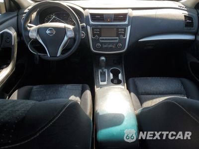 Zdjęcie 8 z 12 samochodu: 2016 NISSAN ALTIMA 2.5 VIN:1N4AL3APXGN367578 - miniatura
