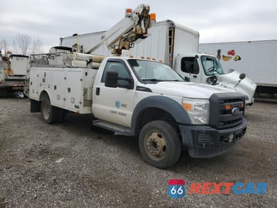 Czwarte zdjęcie samochodu z boku: 2015 FORD F450 SUPER DUTY VIN:1FDUF4GY1FEA42638 - miniatura