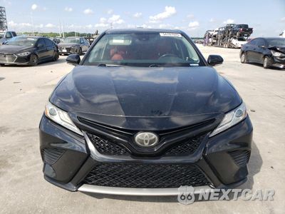 Piąte zdjęcie samochodu w środku: 2020 TOYOTA CAMRY XSE VIN:4T1K61AKXLU362410 - miniatura