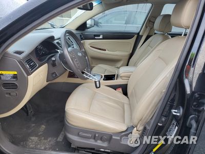 Zdjęcie 7 z 12 samochodu: 2012 HYUNDAI GENESIS 3.8L VIN:KMHGC4DD5CU166615 - miniatura