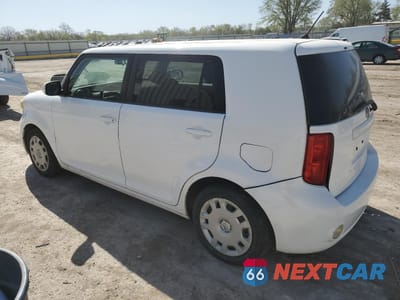 Drugie zdjęcie samochodu z przodu: 2008 TOYOTA SCION XB VIN:JTLKE50E781048981 - miniatura