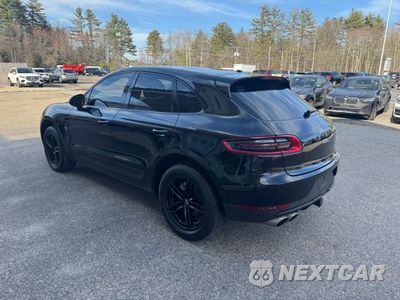 Trzecie zdjęcie samochodu z tyłu: 2015 PORSCHE MACAN S VIN:WP1AB2A55FLB54536 - miniatura