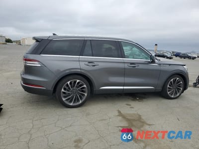 Trzecie zdjęcie samochodu z tyłu: 2024 LINCOLN AVIATOR RESERVE VIN:5LM5J7XC8RGL04878 - miniatura