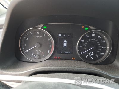 Zdjęcie 9 z 13 samochodu: 2018 HYUNDAI ELANTRA SEL VIN:5NPD84LF3JH333007 - miniatura
