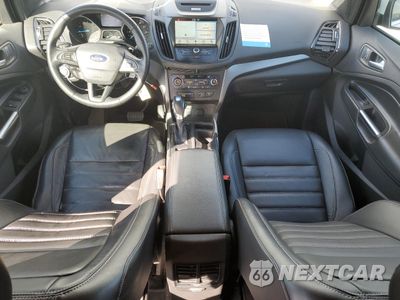 Zdjęcie 8 z 13 samochodu: 2018 FORD ESCAPE SEL VIN:1FMCU9HD4JUA44215 - miniatura