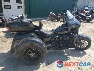 2025 HARLEY-DAVIDSON FLHTCUTG 1HD1MAF16SB851692 - główne zdjęcie licytacji z USA - miniatura