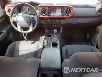 Zdjęcie 8 z 14 samochodu: 2016 TOYOTA TACOMA DOUBLE CAB VIN:5TFCZ5AN4GX002829 - miniatura