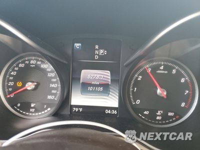 Zdjęcie 9 z 12 samochodu: 2015 MERCEDES-BENZ C 300 4MATIC VIN:55SWF4KB7FU015568 - miniatura