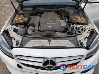 Zdjęcie 11 z 12 samochodu: 2015 MERCEDES-BENZ C 300 VIN:55SWF4JB6FU050863 - miniatura