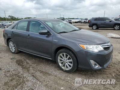 Czwarte zdjęcie samochodu z boku: 2013 TOYOTA CAMRY HYBRID VIN:4T1BD1FKXDU094717 - miniatura