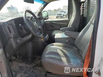 Zdjęcie 7 z 13 samochodu: 2015 CHEVROLET EXPRESS G2500 VIN:1GCWGFCF8F1211233 - miniatura