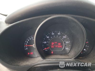 Zdjęcie 9 z 12 samochodu: 2015 KIA SOUL + VIN:KNDJP3A58F7197009 - miniatura
