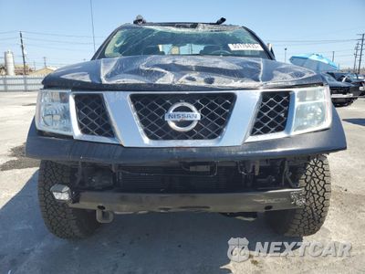 Piąte zdjęcie samochodu w środku: 2005 NISSAN FRONTIER CREW CAB LE VIN:1N6AD07W85C414827 - miniatura