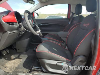 Zdjęcie 7 z 12 samochodu: 2024 FIAT 500 E RED VIN:ZFAFFAA43RX204609 - miniatura