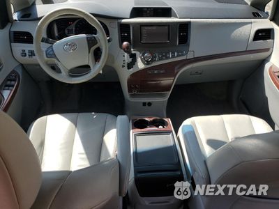 Zdjęcie 8 z 16 samochodu: 2014 TOYOTA SIENNA XLE VIN:5TDYK3DC0ES486882 - miniatura