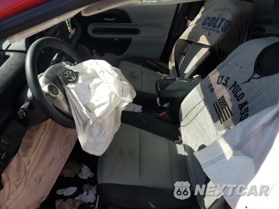 Zdjęcie 7 z 13 samochodu: 2013 TOYOTA PRIUS C VIN:JTDKDTB31D1542391 - miniatura