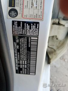 Zdjęcie 12 z 12 samochodu: 2011 MERCEDES-BENZ E 350 VIN:WDDHF5GB1BA435537 - miniatura