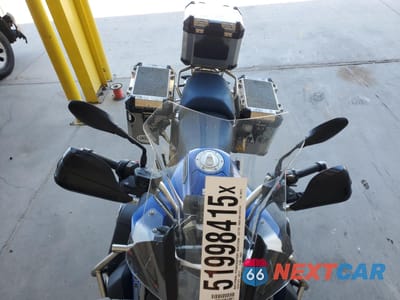 Piąte zdjęcie samochodu w środku: 2015 BMW R1200 GS ADVENTURE VIN:WB10A1201FZ098019 - miniatura