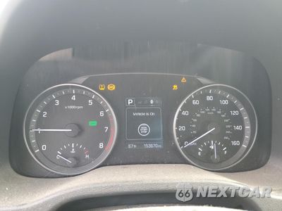 Zdjęcie 9 z 12 samochodu: 2017 HYUNDAI ELANTRA SE VIN:KMHD84LF8HU229477 - miniatura