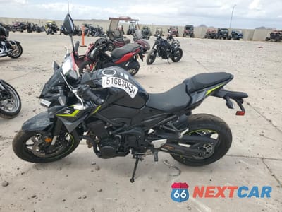 Trzecie zdjęcie samochodu z tyłu: 2024 KAWASAKI ZR900 F VIN:ML5ZRDF15RDA70214 - miniatura